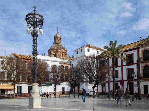 The central plaza in the old town of Carmona